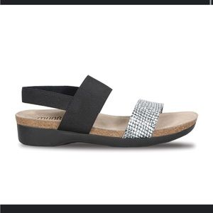 Munro Pisces Sandal Black/White Combo